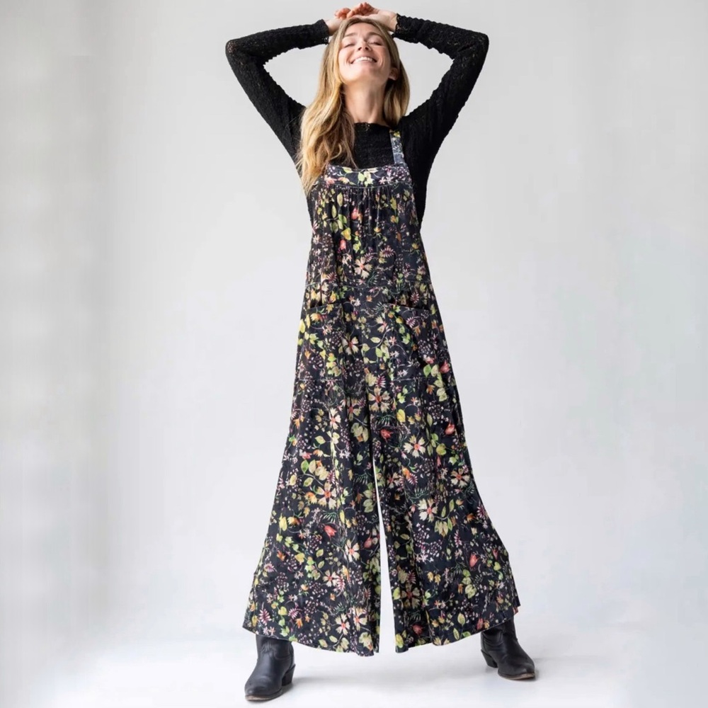 Natural Life Dakota Baggy Velvet Overall Jumpsuit Floral Oversized Wide Leg